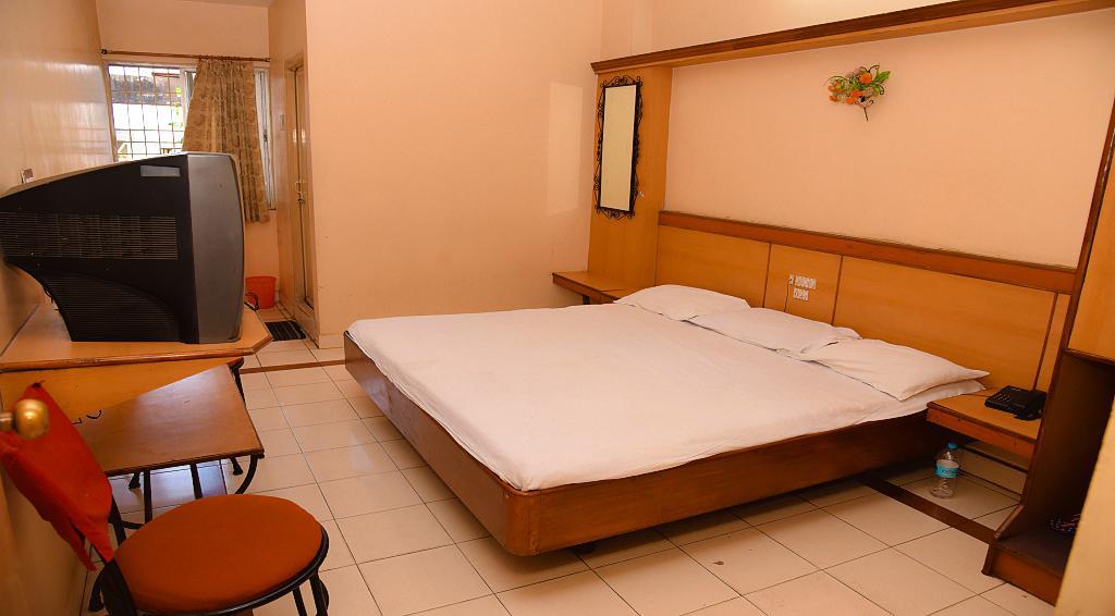 Hotel Vishnu Residency 维沙卡帕特南 外观 照片