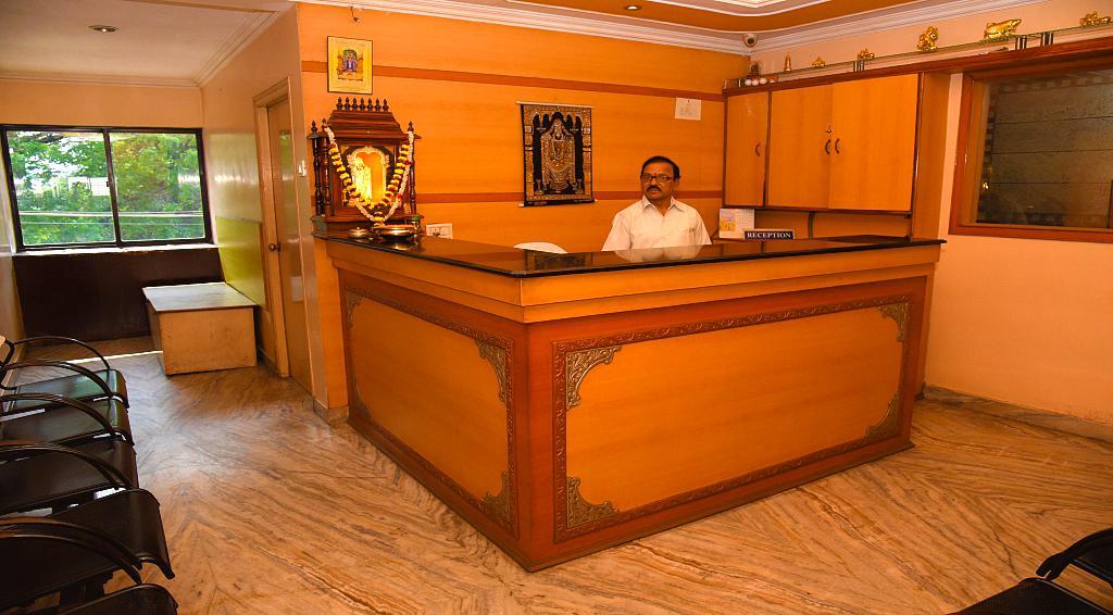 Hotel Vishnu Residency 维沙卡帕特南 外观 照片